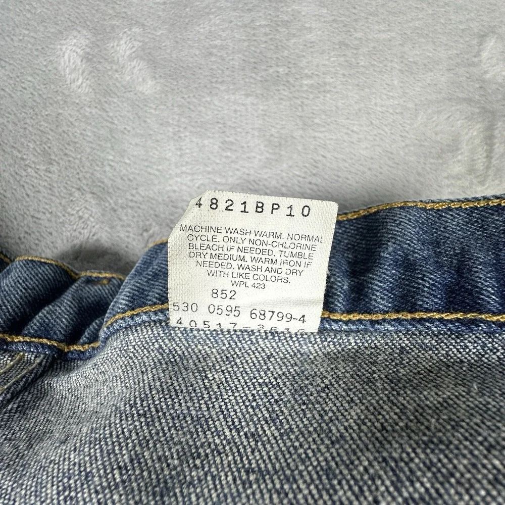 Vintage 80s 90s Levis Jeans Mens Made in USA Size 42x32 Blue Denim Pants Retro